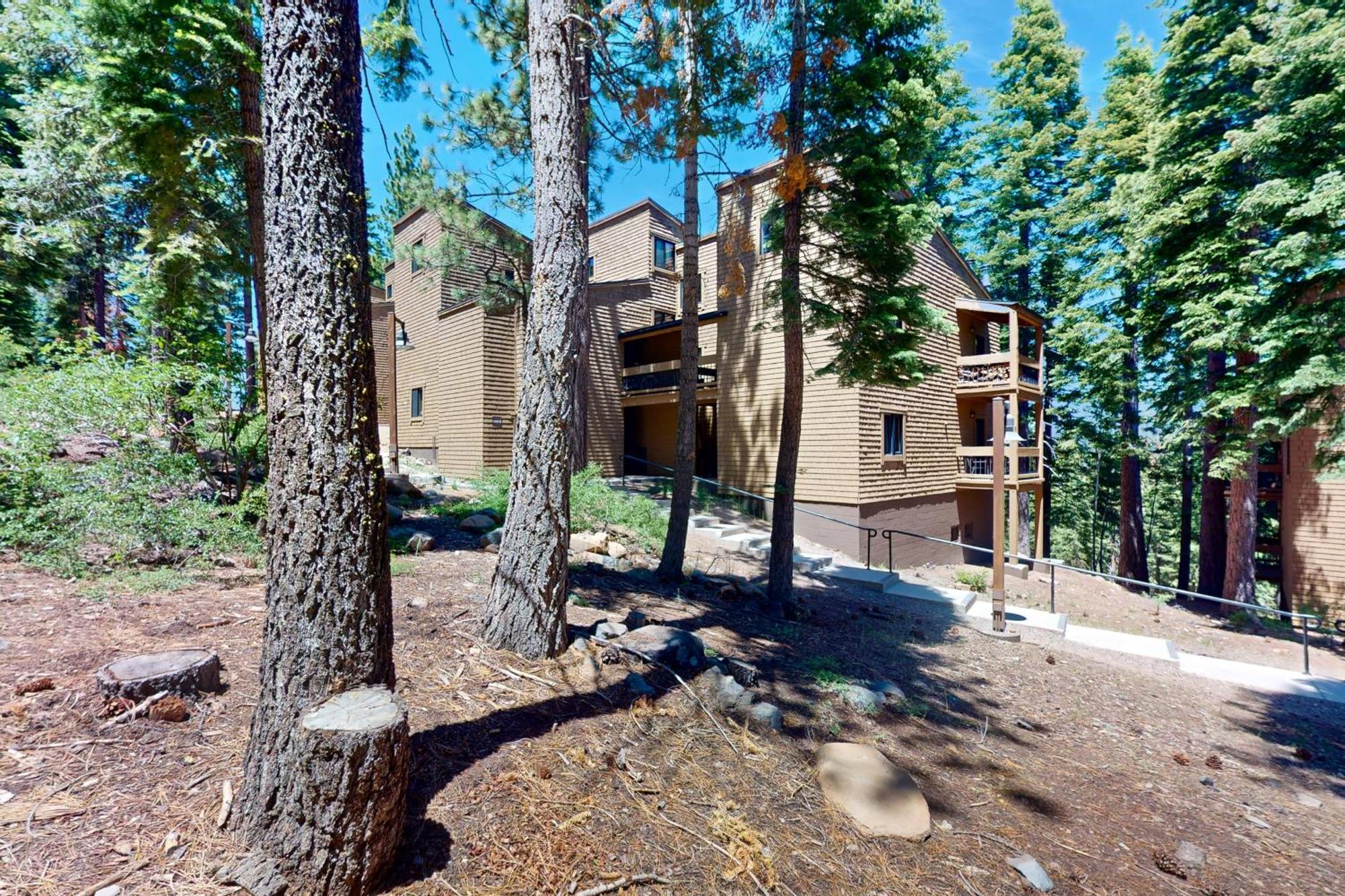 Coyote Fork 4051 Hotel Truckee Exterior photo