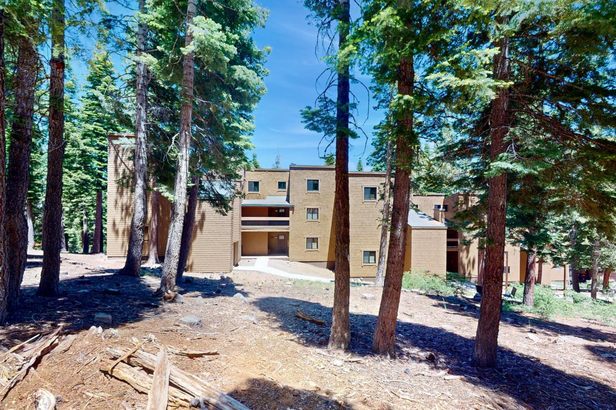 Coyote Fork 4051 Hotel Truckee Exterior photo